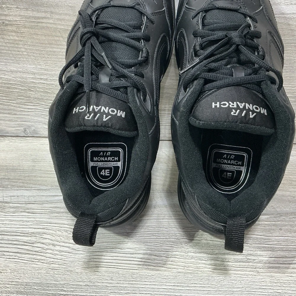 Nike Air Monarch IV Shoes Men's Size 11.5 4E Black Leather Cross Trainer Walking